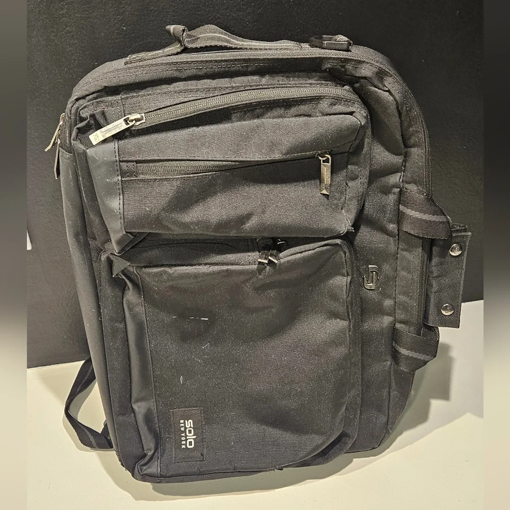 Solo New York Black Convertible Briefcase Backpack Multi-Functional